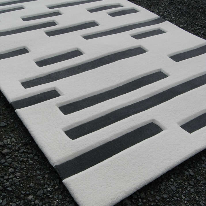 Carved & Sculpted Dash Rug In Dark Dash